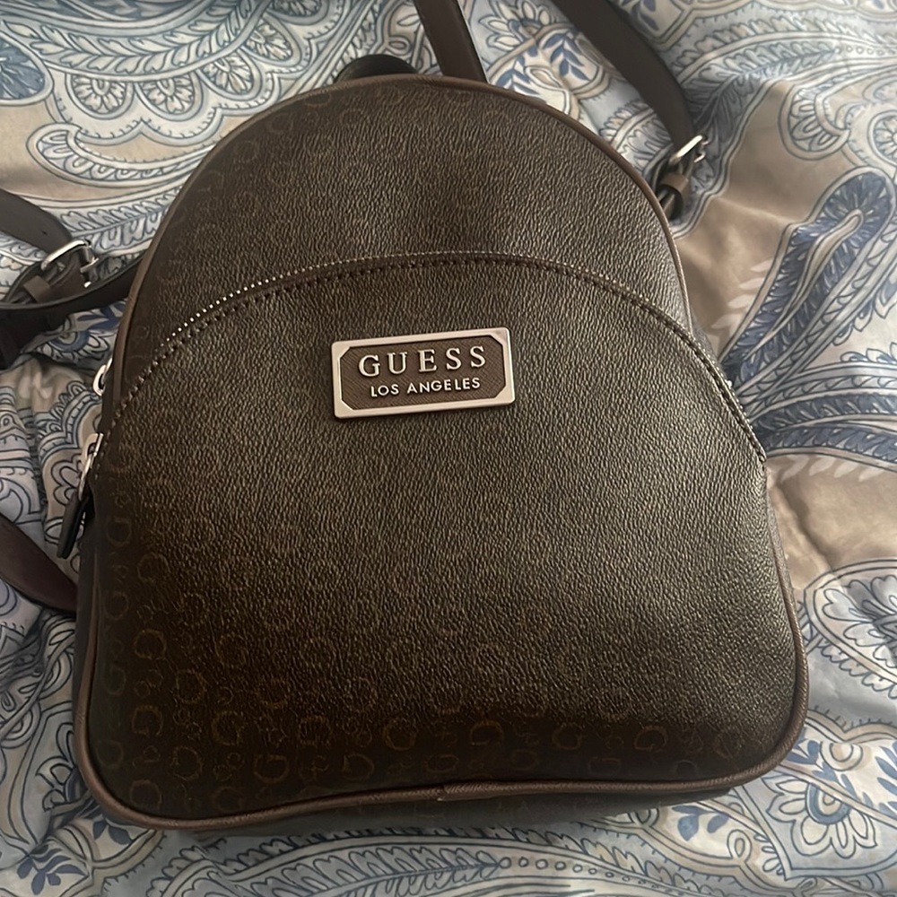 GUESS - small book bag